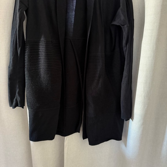 Lululemon Merino Wool Long Cardigan — Size 6 - Picture 5 of 8